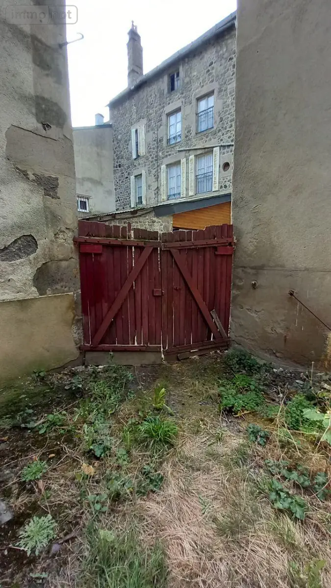 Maison a vendre Murat 15300 Cantal 15 78 m2 210000 euros FG/2607 011
