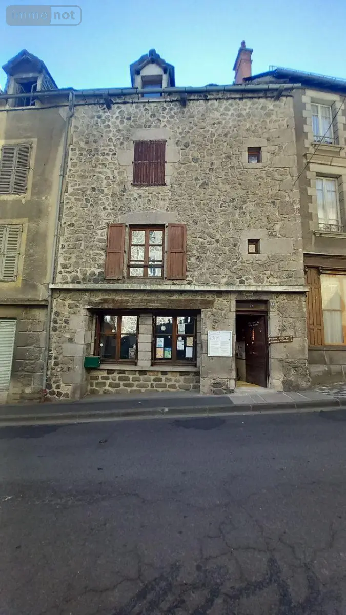 Maison a vendre Murat 15300 Cantal 15 138 m2 28000 euros FG/2609 011