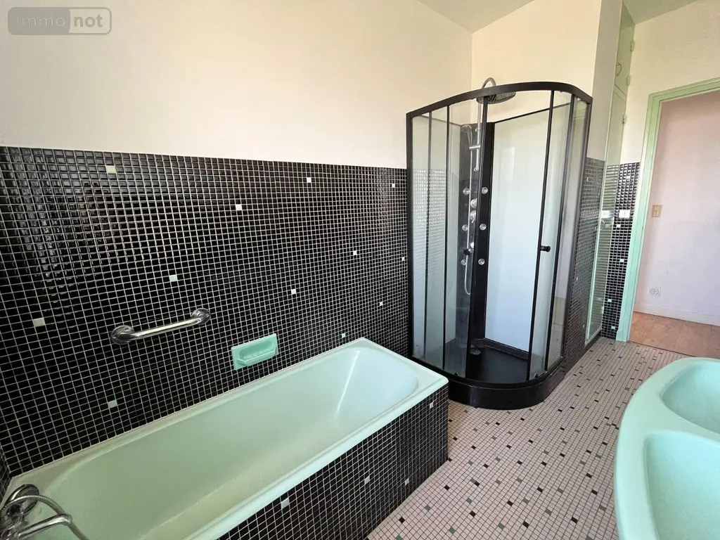 Maison a vendre Sanvignes-les-Mines 71410 Saône-et-Loire 71 245 m2 8 pièces 183000 euros 063/1500 021