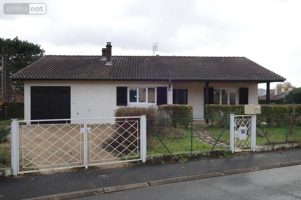 Location maison Mâcon 71000 Saône-et-Loire 71 104 m2 4 pièces 1072 euros LC 521 001