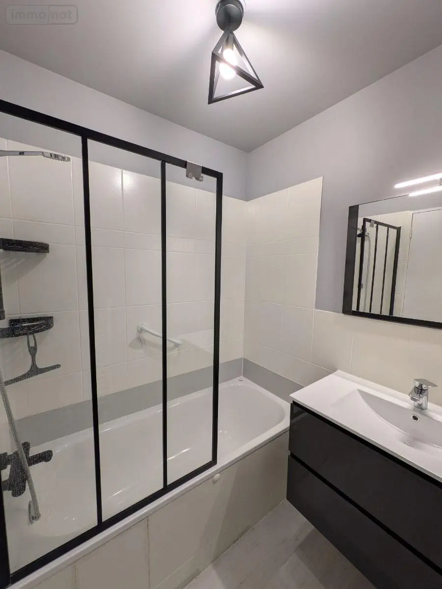 Appartement a vendre Chartres-de-Bretagne 35131 Ille-et-Vilaine 35 56 m2 3 pièces 177140 euros 35129-7112 006