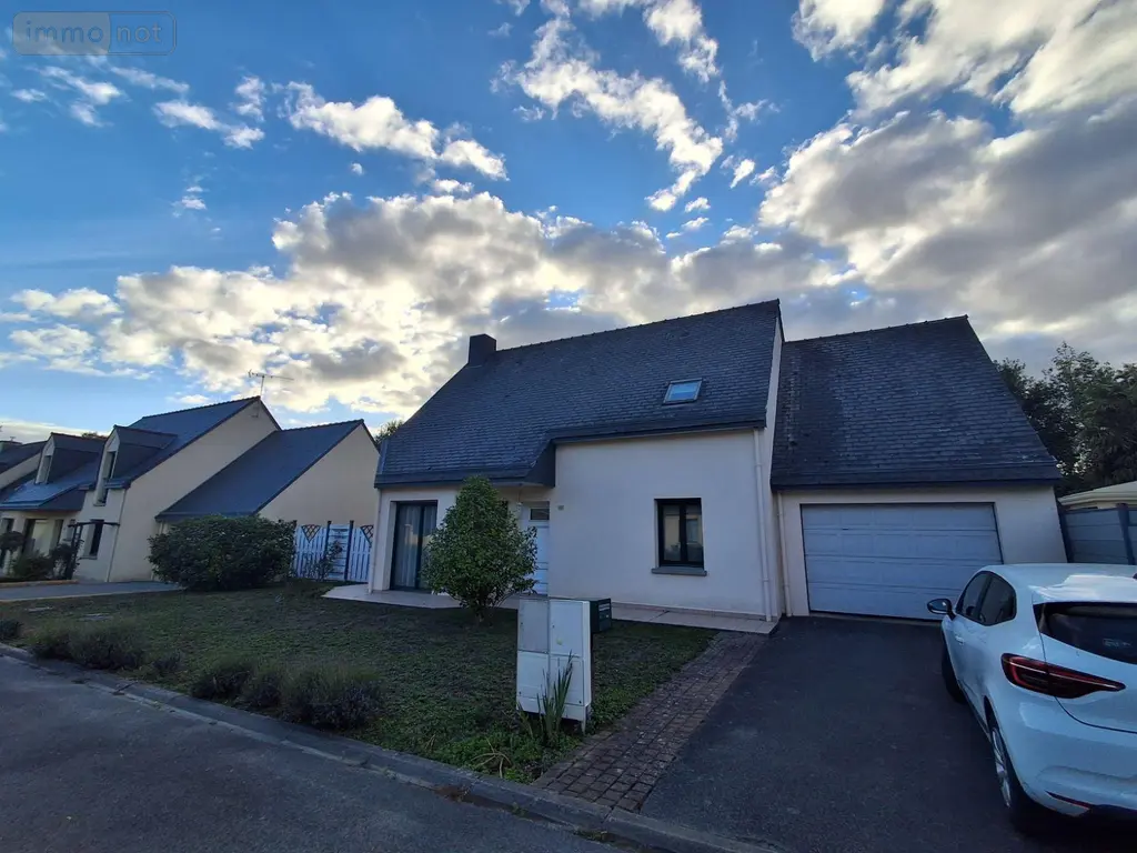 Location maison Vitré 35500 Ille-et-Vilaine 35 100 m2 5 pièces 920 euros 35139/34 016