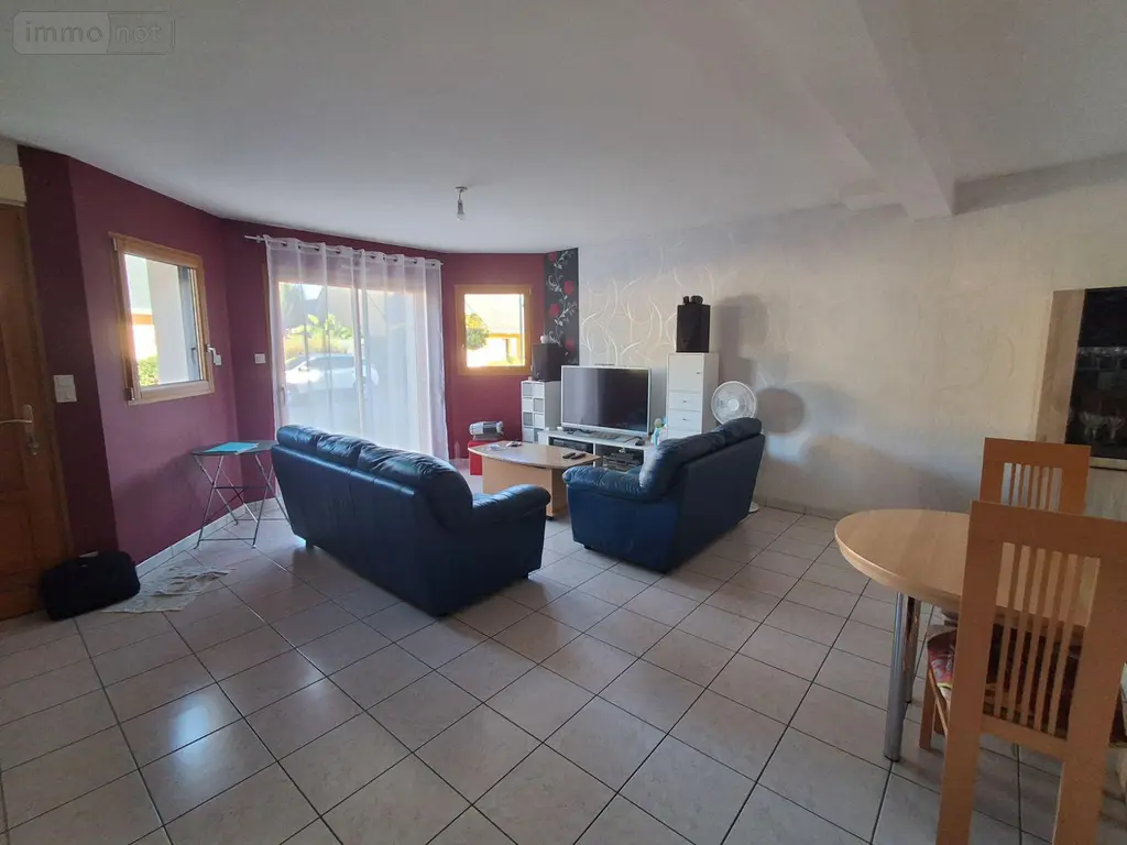 Location maison Vitré 35500 Ille-et-Vilaine 35 100 m2 5 pièces 920 euros 35139/34 003