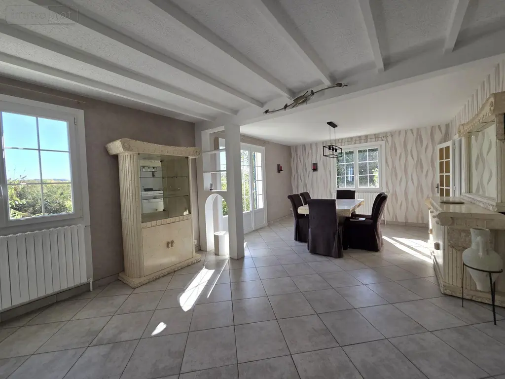 Maison a vendre Soissons 02200 Aisne 02 139 m2 2 pièces 252000 euros 02072/248 004
