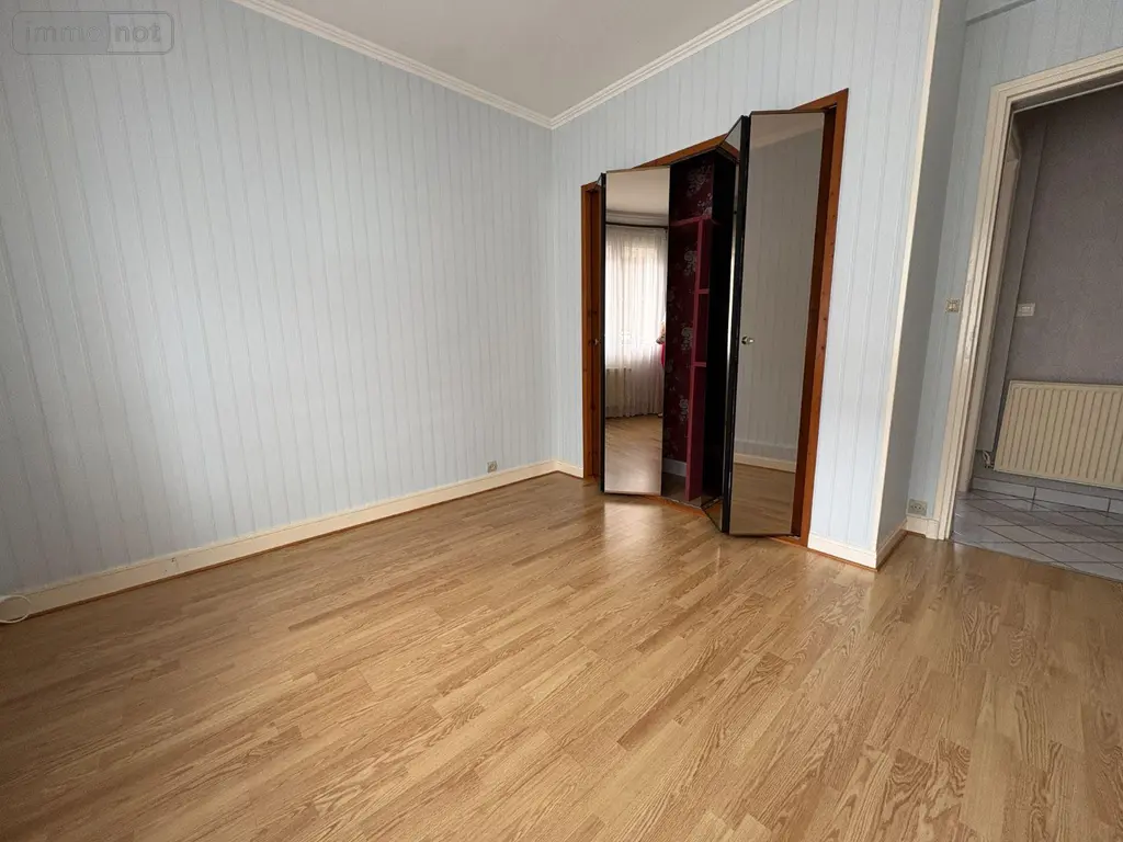 Appartement a vendre Eu 76260 Seine-Maritime 76 55 m2 3 pièces 106600 euros 76041/226 008