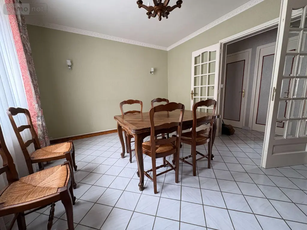 Appartement a vendre Eu 76260 Seine-Maritime 76 55 m2 3 pièces 106600 euros 76041/226 006