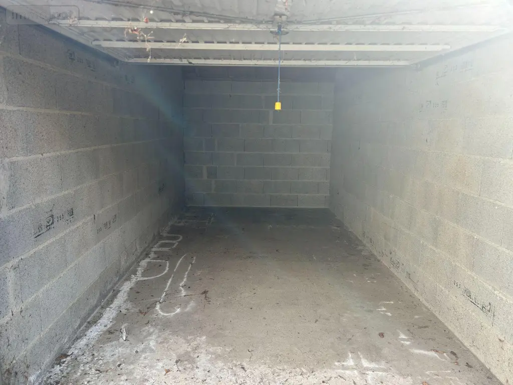 Garage et parking a vendre Chalonnes-sur-Loire 49290 Maine-et-Loire 49 1 pièce 22500 euros 12516/1344 004