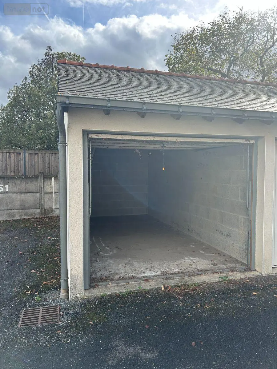 Garage et parking a vendre Chalonnes-sur-Loire 49290 Maine-et-Loire 49 1 pièce 22500 euros 12516/1344 003