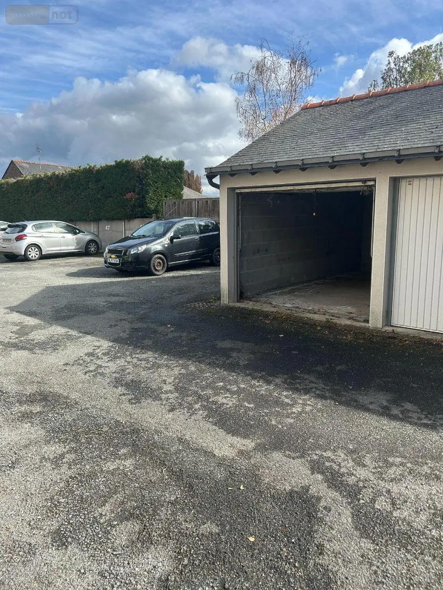 Garage et parking a vendre Chalonnes-sur-Loire 49290 Maine-et-Loire 49 1 pièce 22500 euros 12516/1344 002