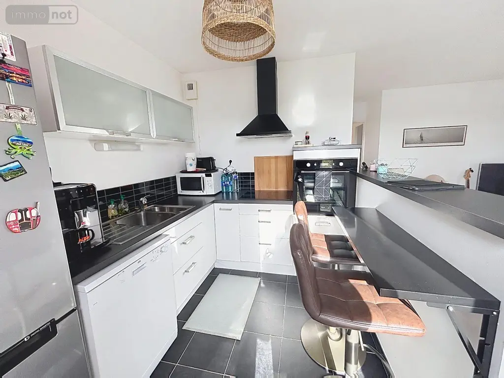 Appartement a vendre Pacé 35740 Ille-et-Vilaine 35 72 m2 4 pièces 251520 euros 254-LB 004