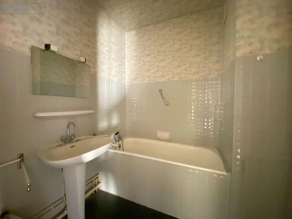 Appartement a vendre Aurillac 15000 Cantal 15 89 m2 4 pièces 100700 euros 15061-104 006
