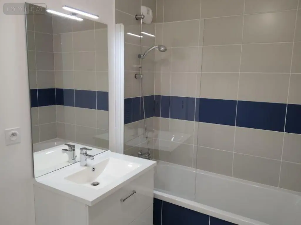 Location appartement Noyal-Châtillon-sur-Seiche 35230 Ille-et-Vilaine 35 65 m2 3 pièces 787 euros 35129-7130 007
