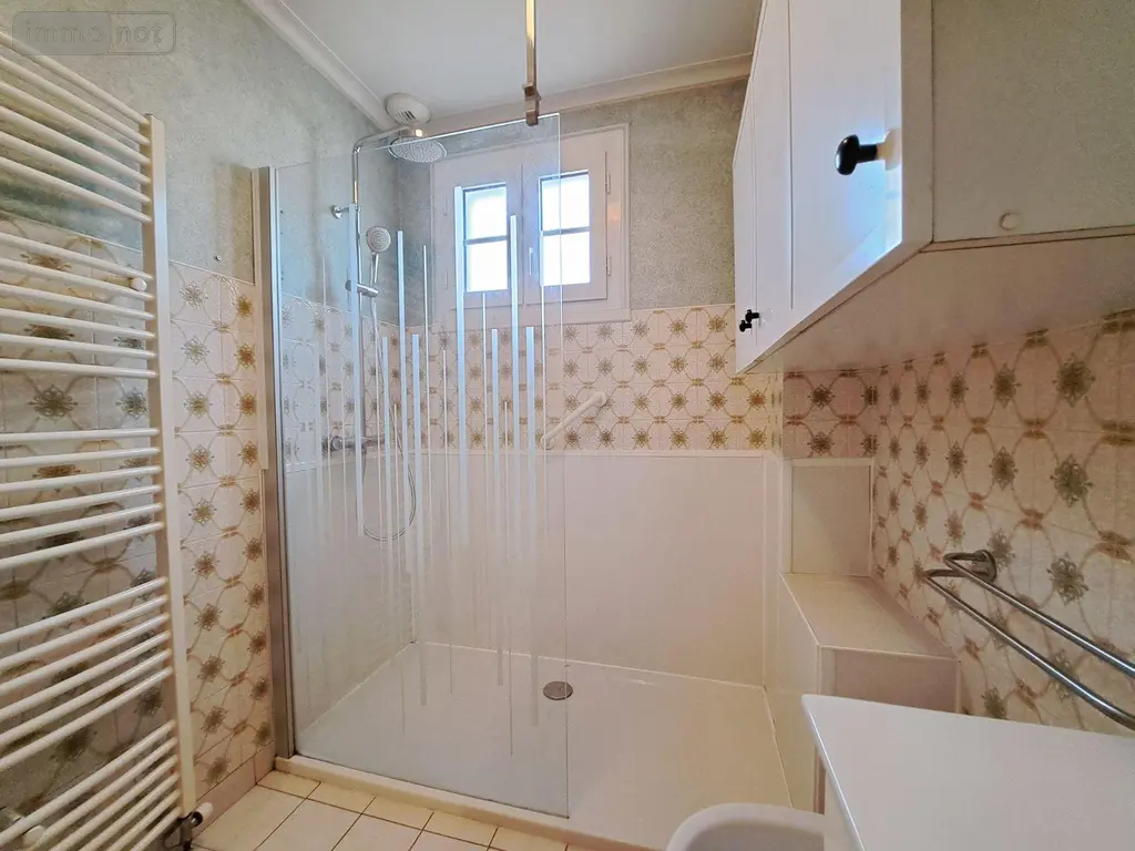 Location maison Château-Gontier-sur-Mayenne 53200 Mayenne 53 92 m2 5 pièces 850 euros 12739/2 006