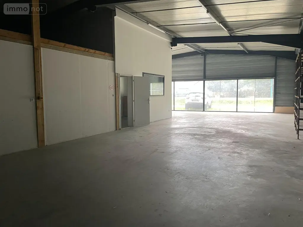 Location fonds et murs commerciaux Les Billaux 33500 Gironde 33 224 m2 3240 euros 33204/23 005