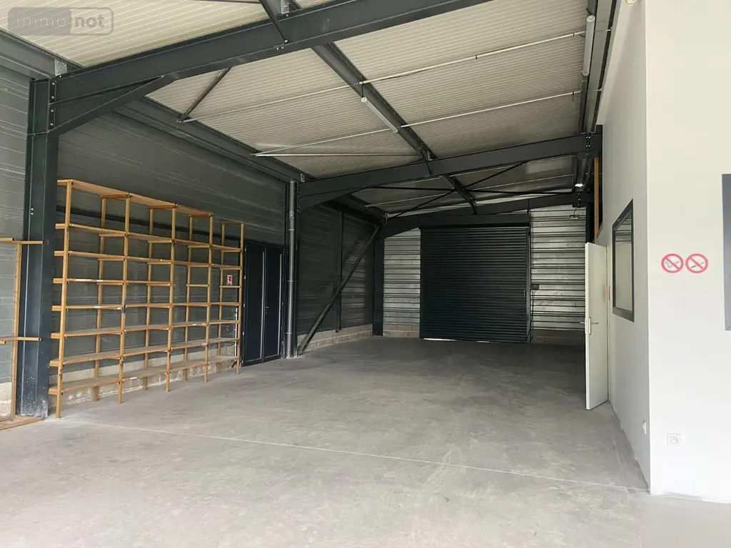 Location fonds et murs commerciaux Les Billaux 33500 Gironde 33 224 m2 3240 euros 33204/23 004
