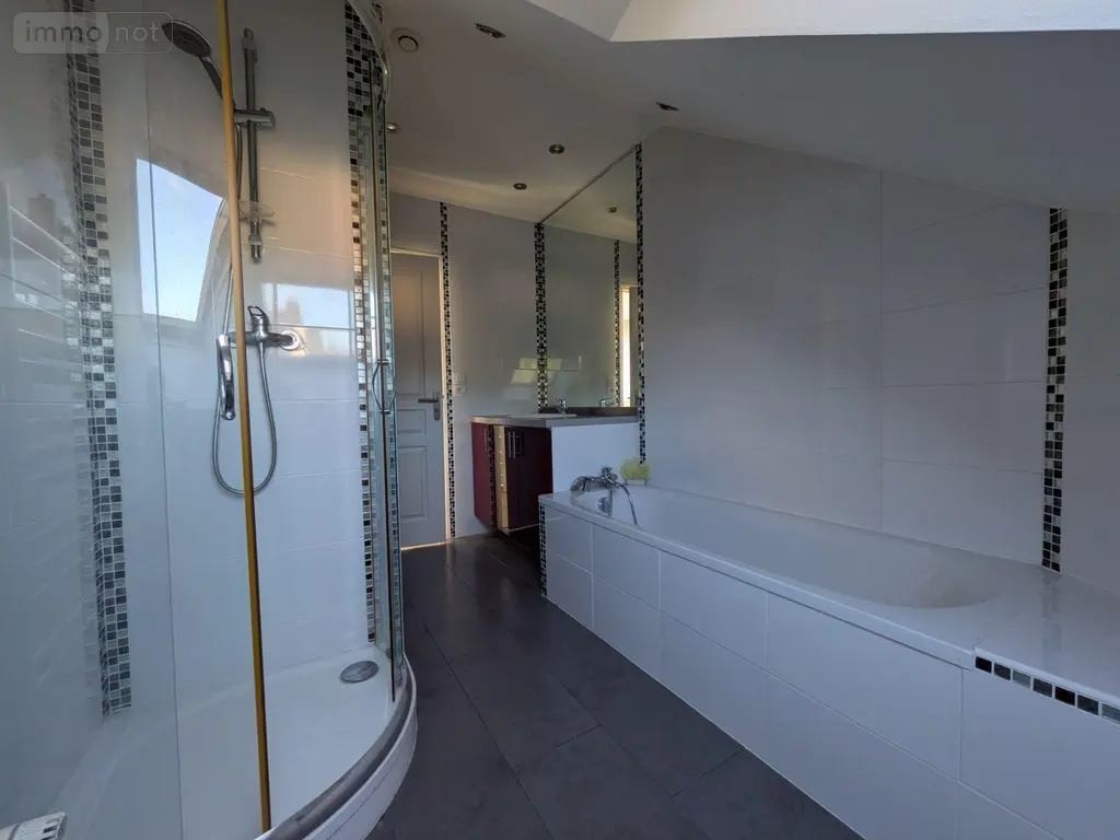 Maison a vendre Bruz 35170 Ille-et-Vilaine 35 192 m2 9 pièces 455400 euros 35129-7131 014