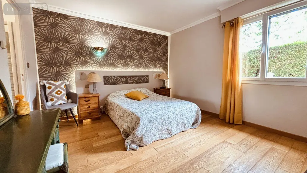 Maison a vendre Bruz 35170 Ille-et-Vilaine 35 137 m2 7 pièces 486450 euros 35176/498 007