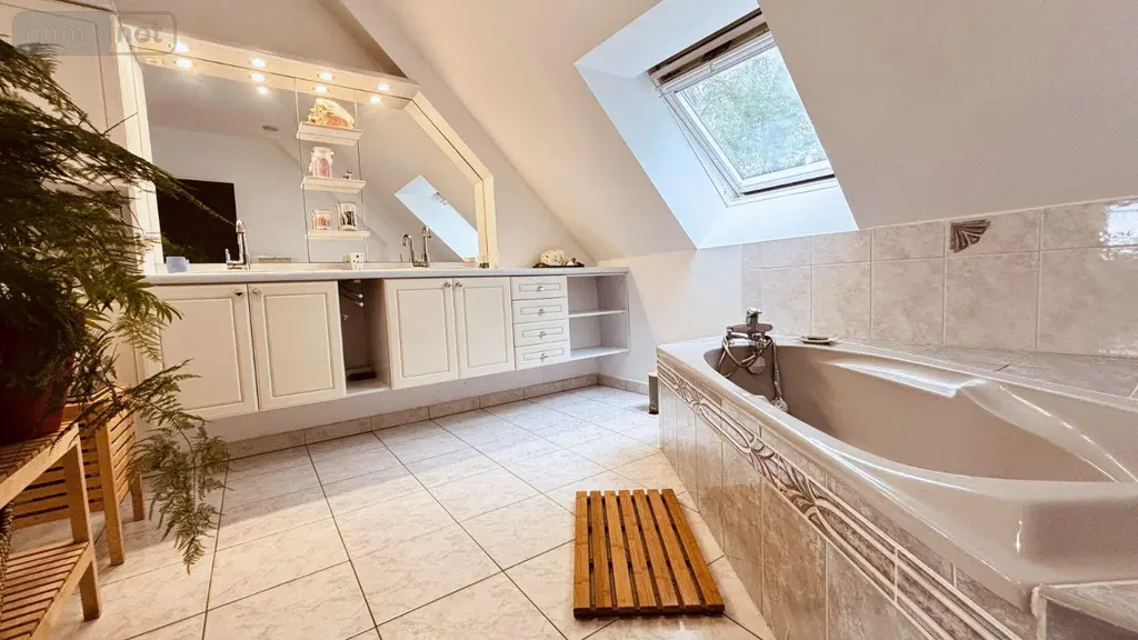Maison a vendre Bruz 35170 Ille-et-Vilaine 35 137 m2 7 pièces 486450 euros 35176/498 016
