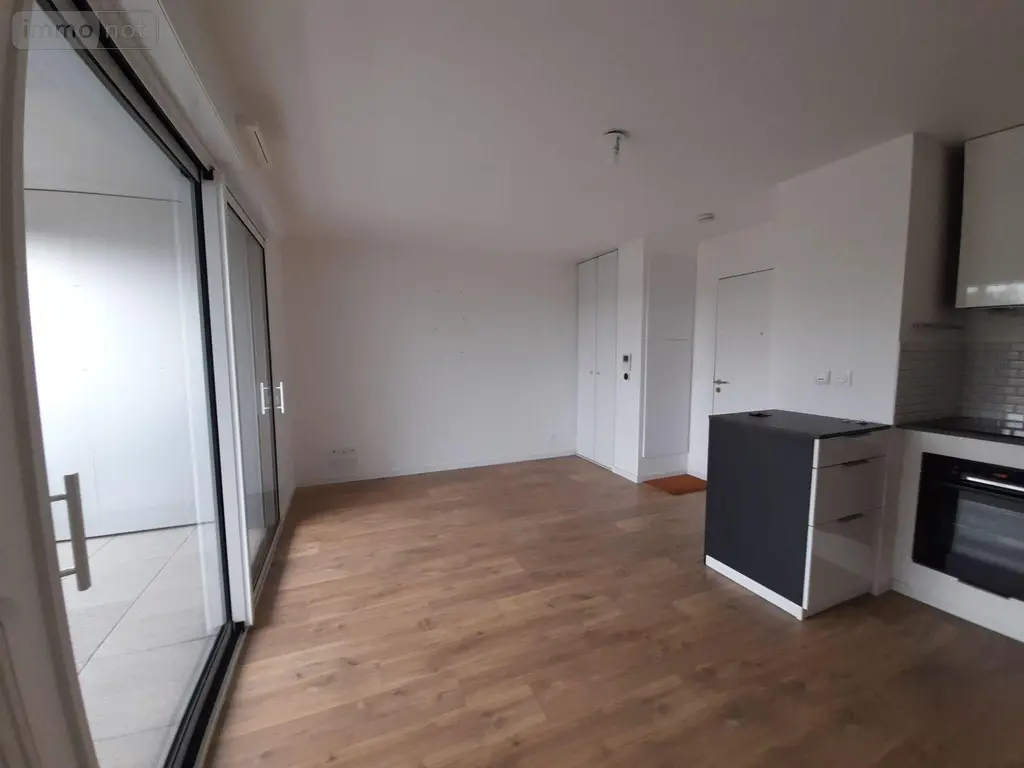 Location appartement Rennes 35000 Ille-et-Vilaine 35 39 m2 2 pièces 800 euros 010/2281 004