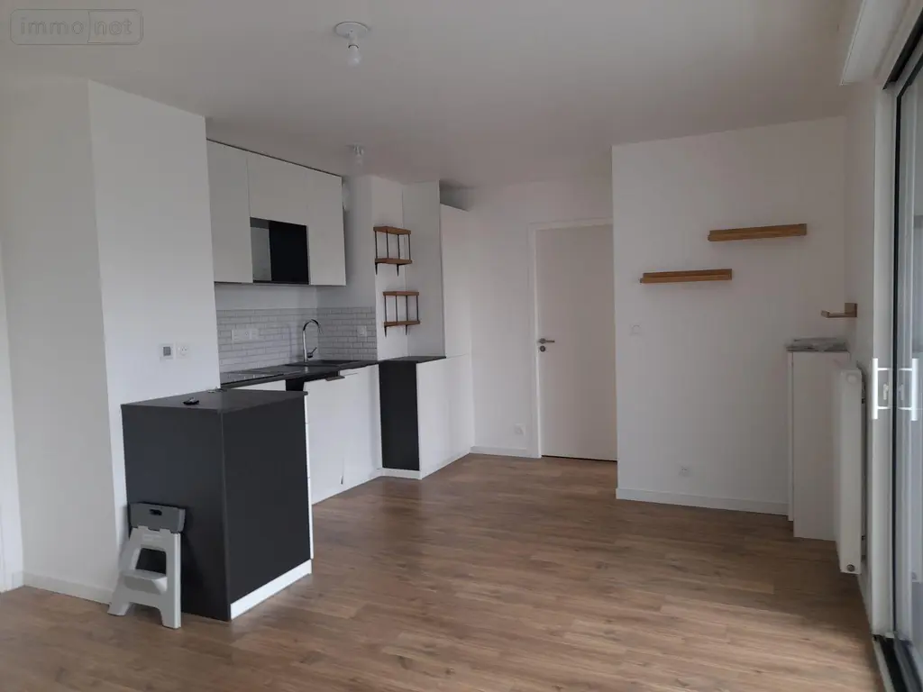 Location appartement Rennes 35000 Ille-et-Vilaine 35 39 m2 2 pièces 800 euros 010/2281 003