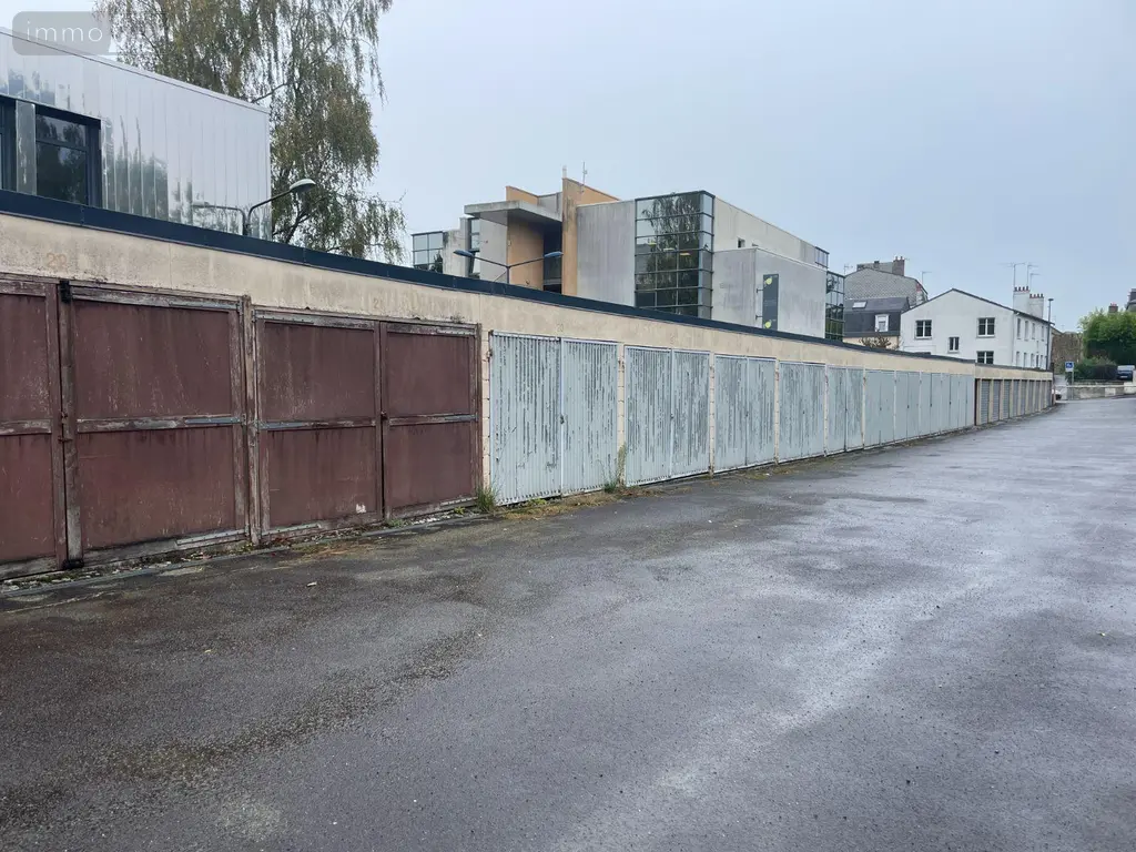 Garage et parking a vendre Mayenne 53100 Mayenne 53 239900 euros 12703/3819 003