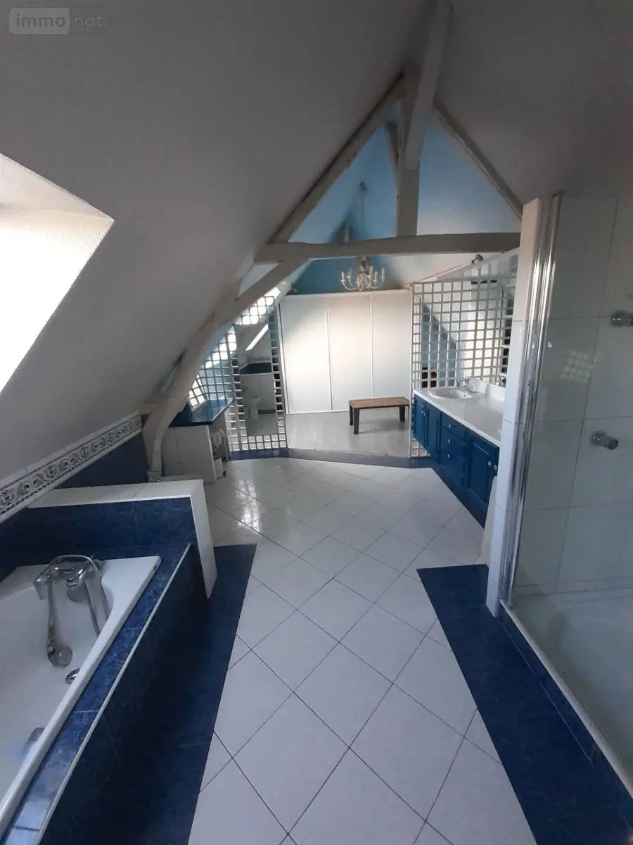 Maison a vendre Marigné-Laillé 72220 Sarthe 72 198 m2 5 pièces 262500 euros 023/2156 031