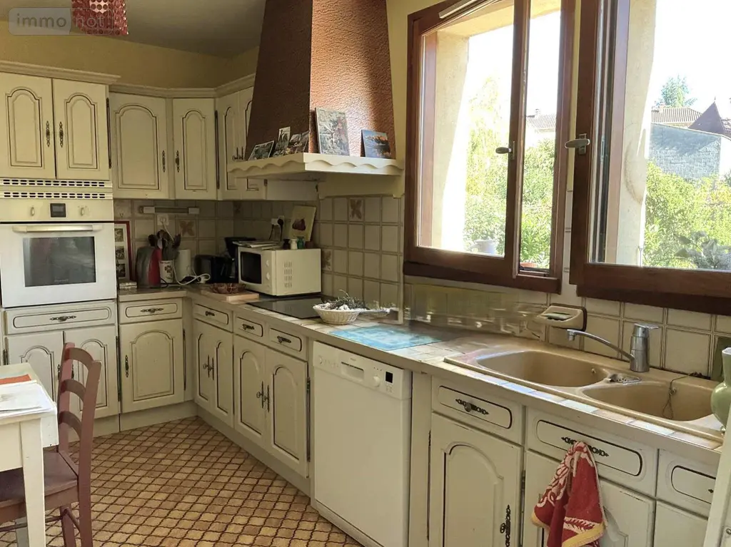 Maison a vendre Gourdon 46300 Lot 46 125 m2 4 pièces 260500 euros 46041/472 010