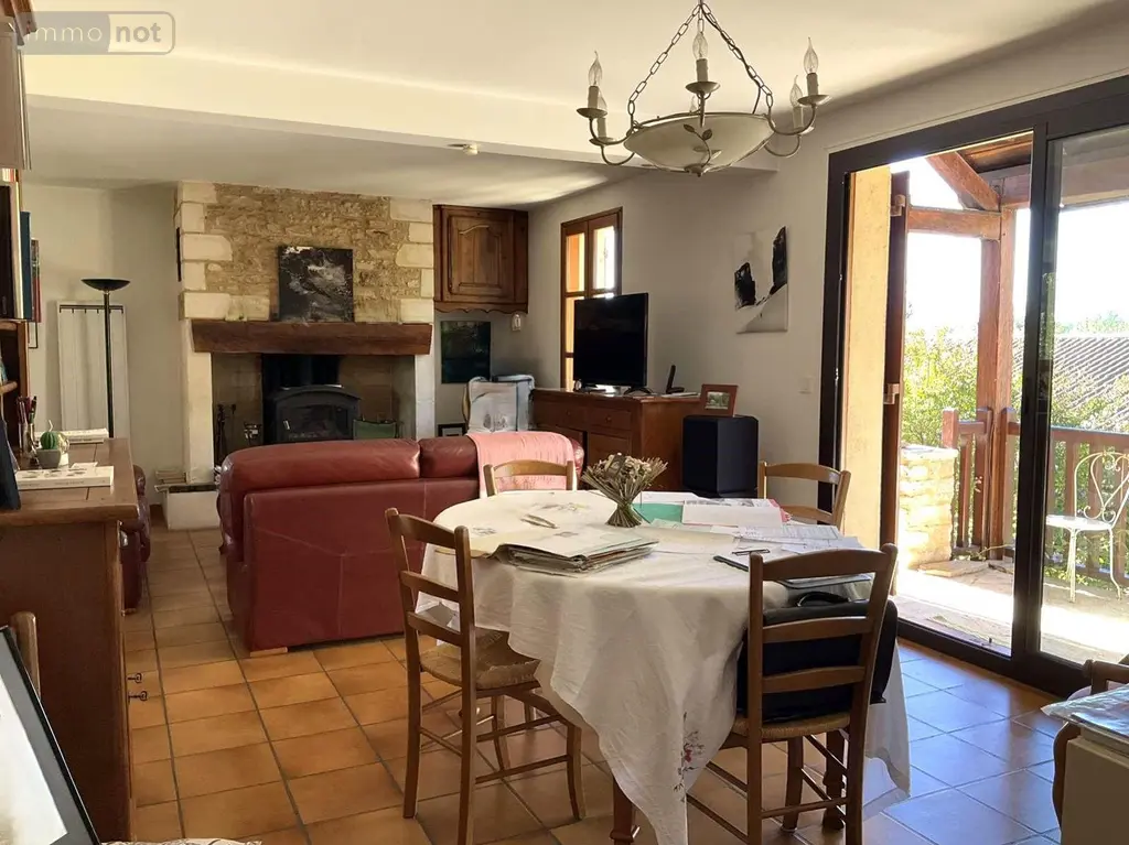 Maison a vendre Gourdon 46300 Lot 46 125 m2 4 pièces 260500 euros 46041/472 012