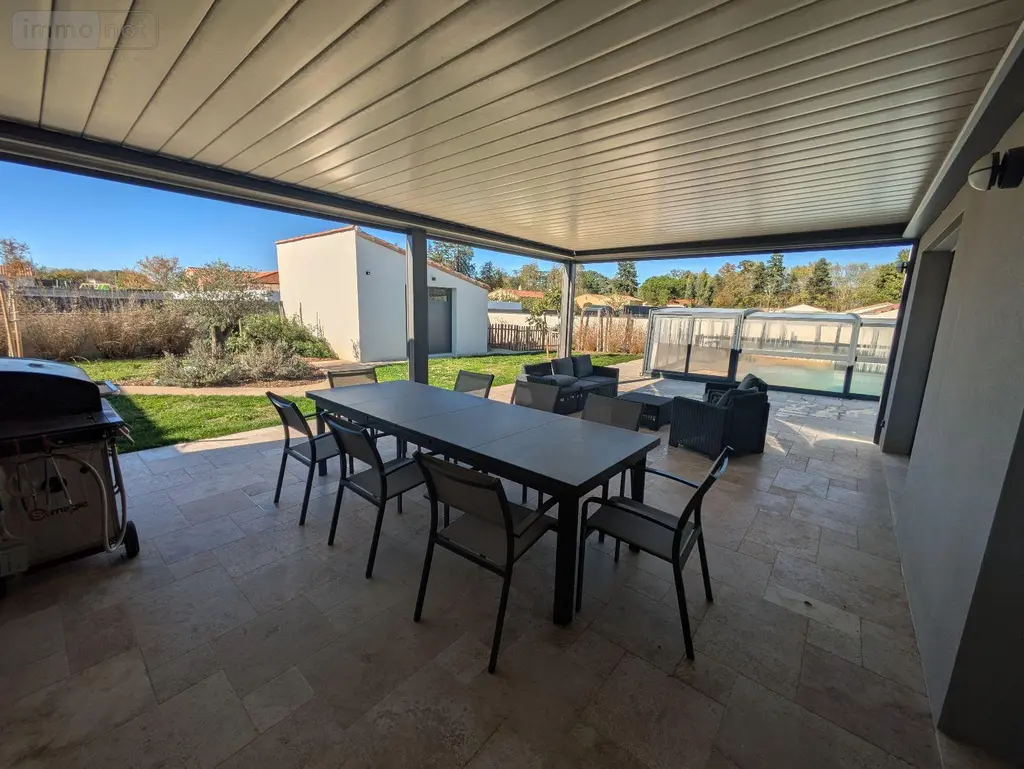 Maison a vendre Rochetrejoux 85510 Vendée 85 165 m2 8 pièces 454500 euros 85013-1090098 019