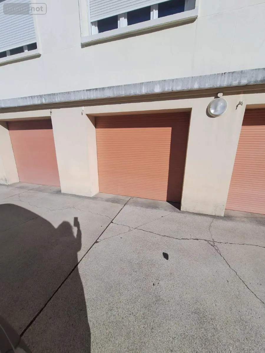 Garage et parking a vendre Troyes 10000 Aube 10 15 m2 16000 euros 10378/1356 001