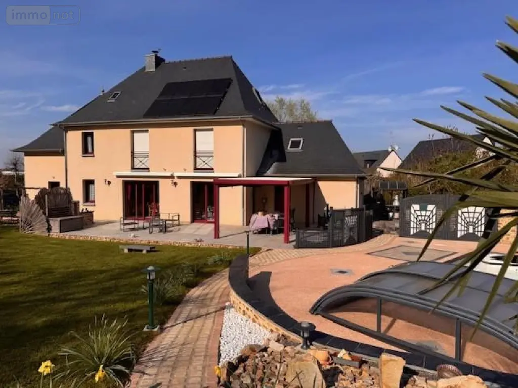 Maison a vendre Bourgbarré 35230 Ille-et-Vilaine 35 246 m2 10 pièces 914080 euros 134/4324 002