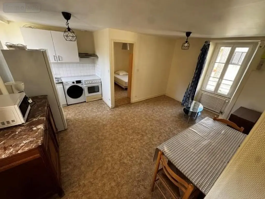 Immeuble de rapport a vendre Janzé 35150 Ille-et-Vilaine 35 146 m2 209600 euros 134/4388 007