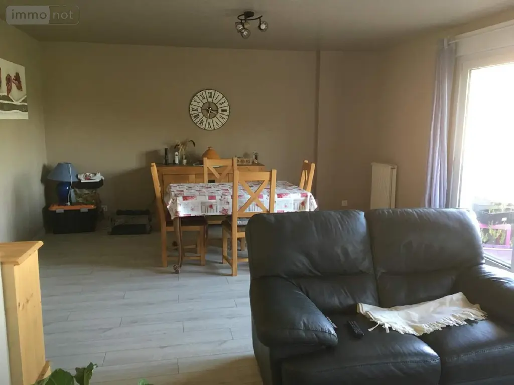Appartement a vendre Vern-sur-Seiche 35770 Ille-et-Vilaine 35 81 m2 4 pièces 214780 euros 134/4365 004