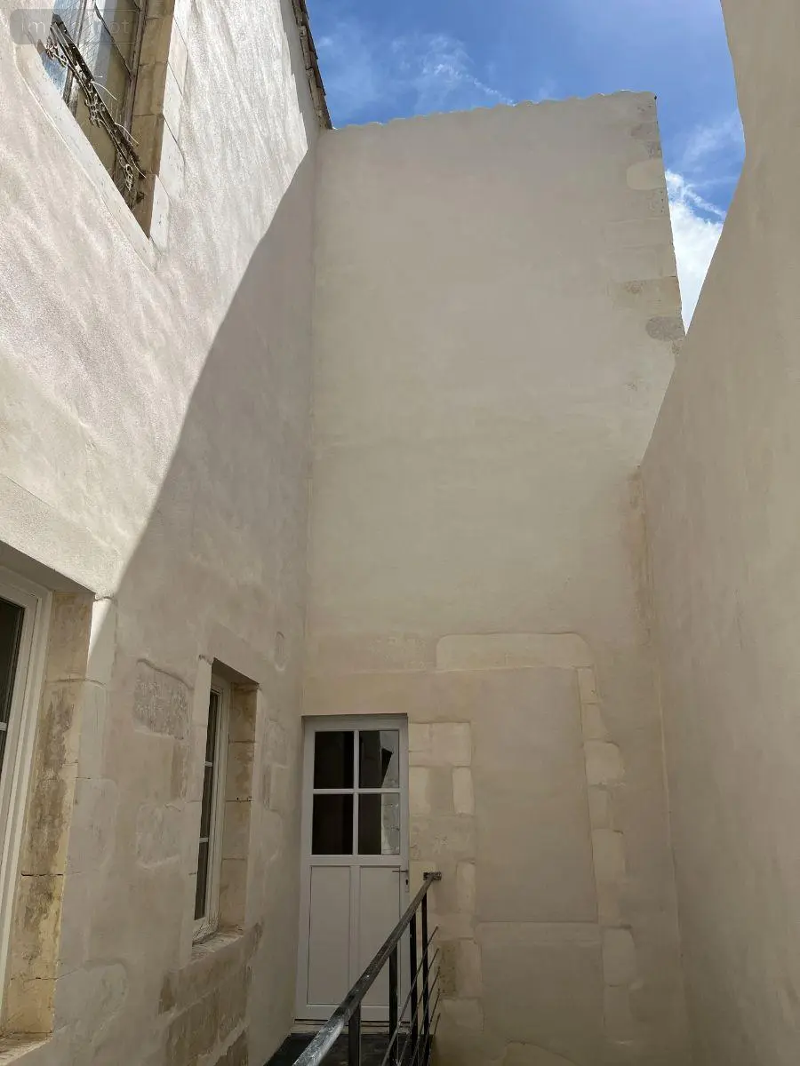 Immeuble de rapport a vendre Marans 17230 Charente-Maritime 17 510 m2 280000 euros VD/672 007