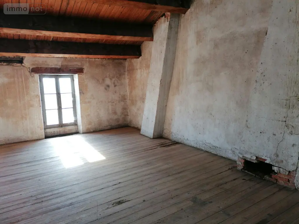 Immeuble de rapport a vendre Marans 17230 Charente-Maritime 17 510 m2 280000 euros VD/672 004