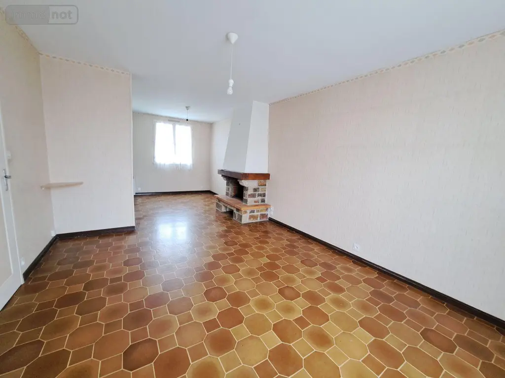 Location maison Azé 53200 Mayenne 53 73 m2 4 pièces 700 euros 12739/5 003