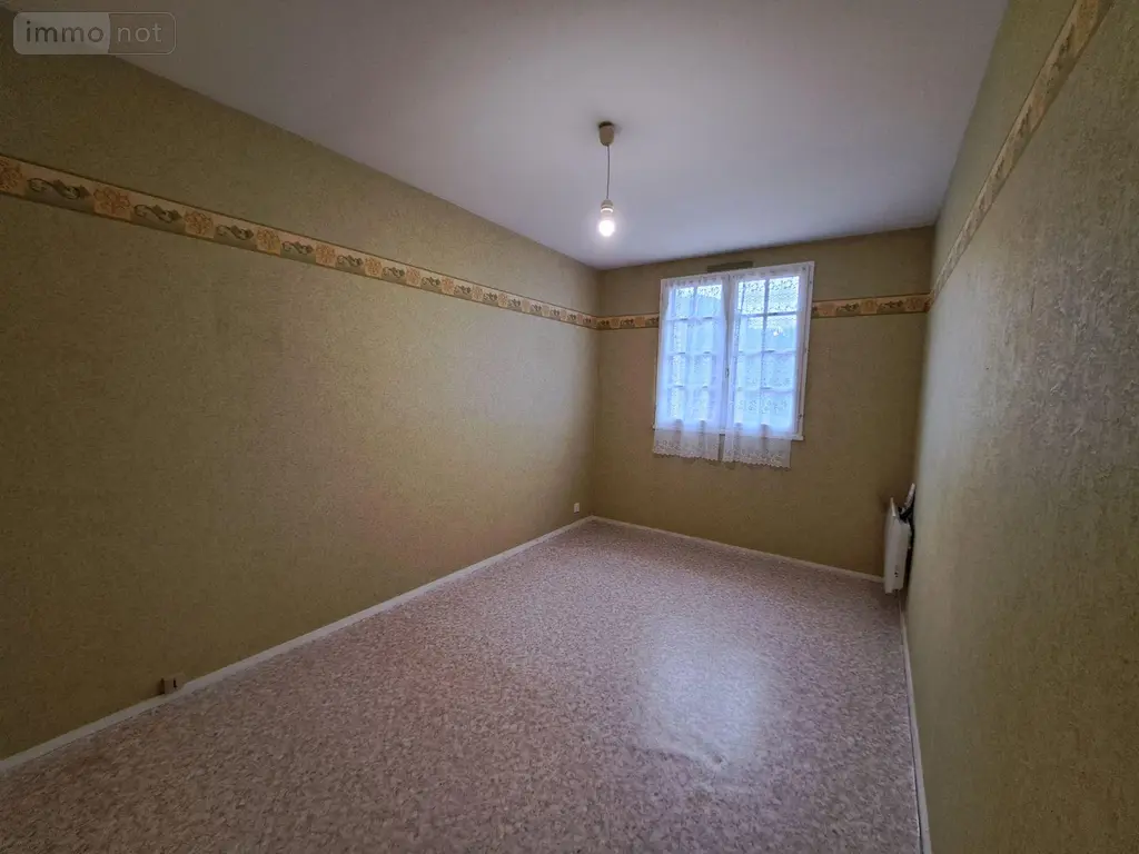 Location maison Azé 53200 Mayenne 53 73 m2 4 pièces 700 euros 12739/5 006