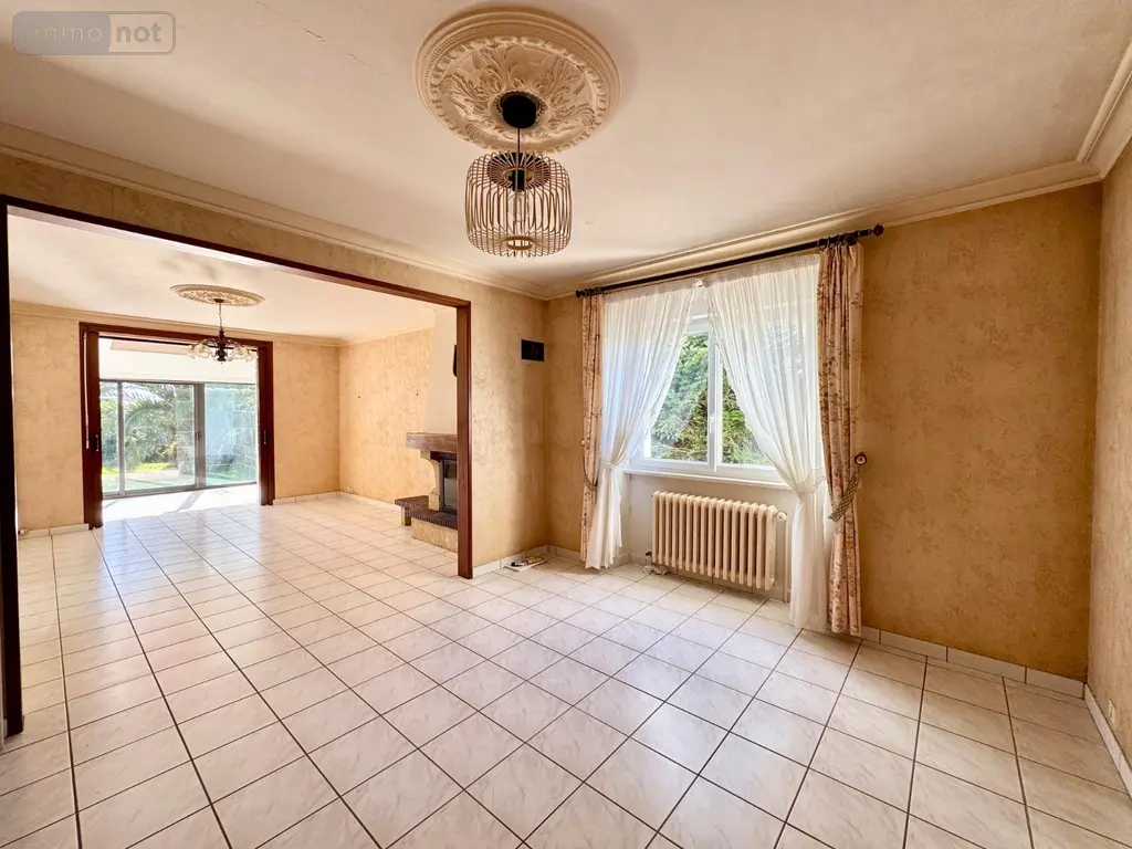 Maison a vendre Lannilis 29870 Finistère 29 162 m2 8 pièces 286375 euros 29042-139 010