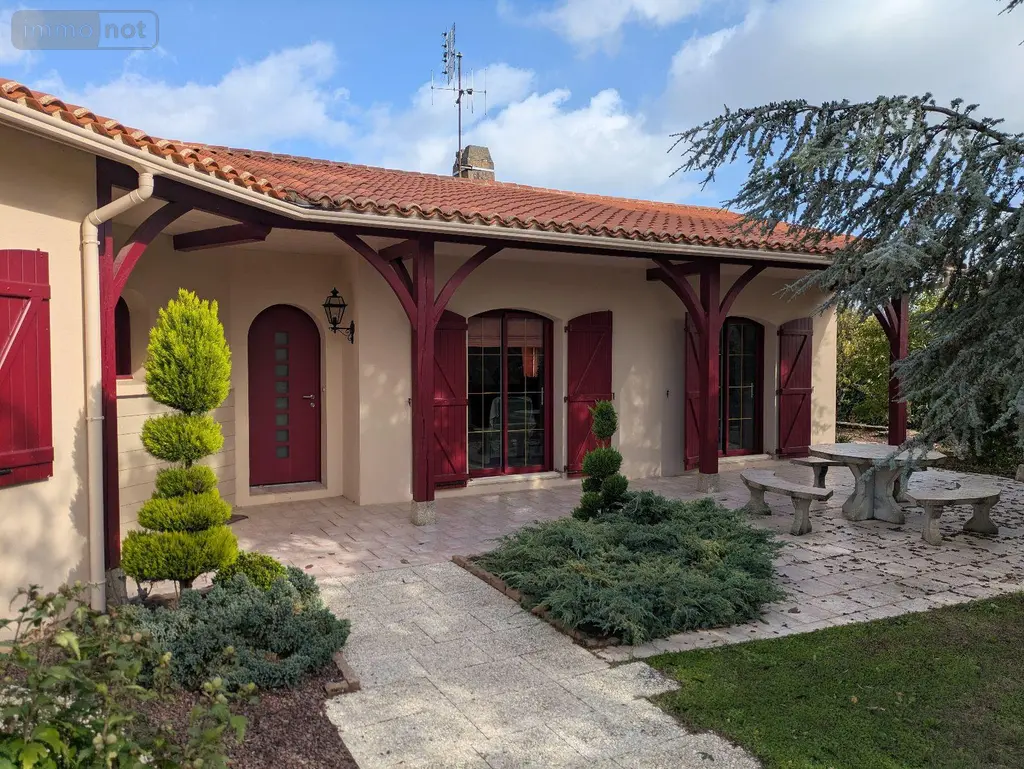 Maison a vendre Beaurepaire 85500 Vendée 85 140 m2 6 pièces 383000 euros 85013-1090100 004