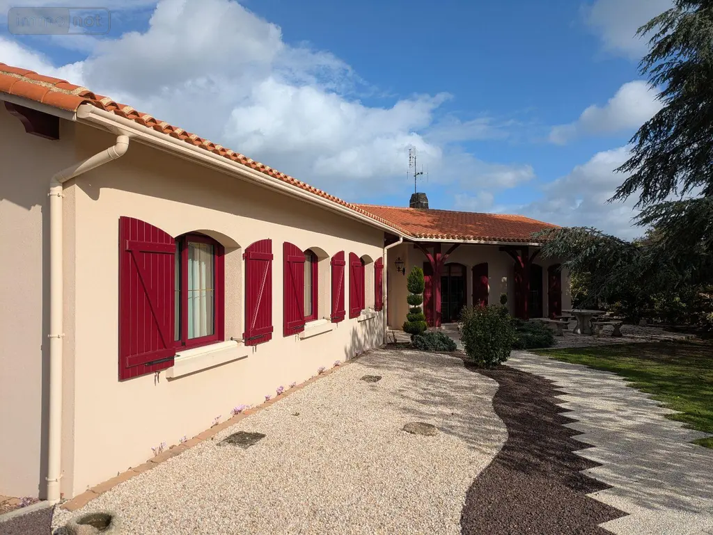 Maison a vendre Beaurepaire 85500 Vendée 85 140 m2 6 pièces 383000 euros 85013-1090100 003