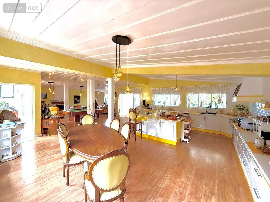 Maison a vendre Le Tampon 97430 La Réunion 974 300 m2 7 pièces 577000 euros 97424/336 014