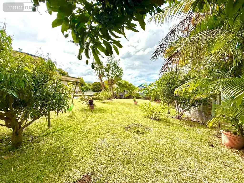 Maison a vendre Le Tampon 97430 La Réunion 974 300 m2 7 pièces 577000 euros 97424/336 005