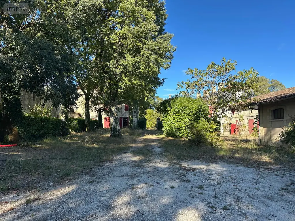 Propriete a vendre Cubzac-les-Ponts 33240 Gironde 33 3840 m2 30 pièces 3200000 euros 33003/4 010