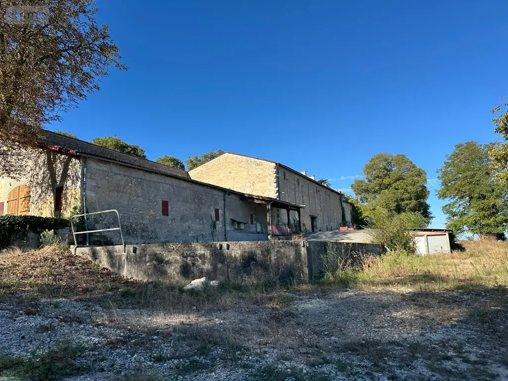 Propriete a vendre Cubzac-les-Ponts 33240 Gironde 33 3840 m2 30 pièces 3200000 euros 33003/4 011