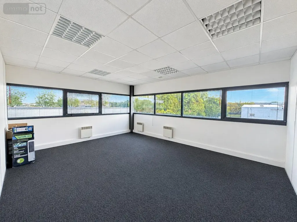 Fonds et murs commerciaux a vendre Mérignac 33700 Gironde 33 1237 m2 1463000 euros 33003/5 004