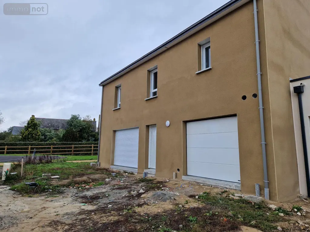 Location maison Châteaugiron 35410 Ille-et-Vilaine 35 143 m2 5 pièces 1300 euros 11793/28 002