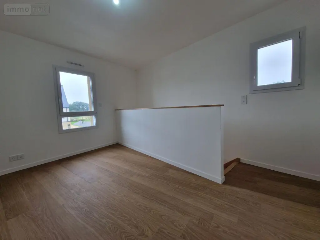 Location maison Châteaugiron 35410 Ille-et-Vilaine 35 143 m2 5 pièces 1300 euros 11793/28 018