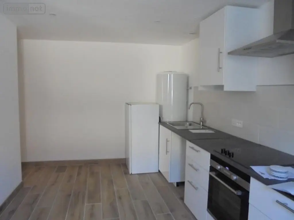 Location appartement Landivisiau 29400 Finistère 29 90 m2 4 pièces 650 euros 4159 002