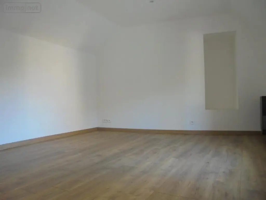 Location appartement Landivisiau 29400 Finistère 29 90 m2 4 pièces 650 euros 4159 005