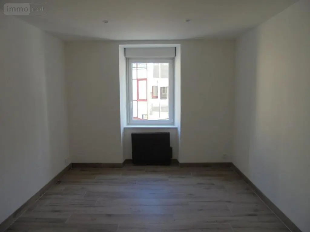 Location appartement Landivisiau 29400 Finistère 29 90 m2 4 pièces 650 euros 4159 007